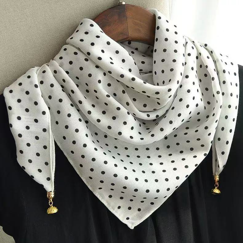 The Magnetic Clasp Square Scarf | Premium Fiber Blend