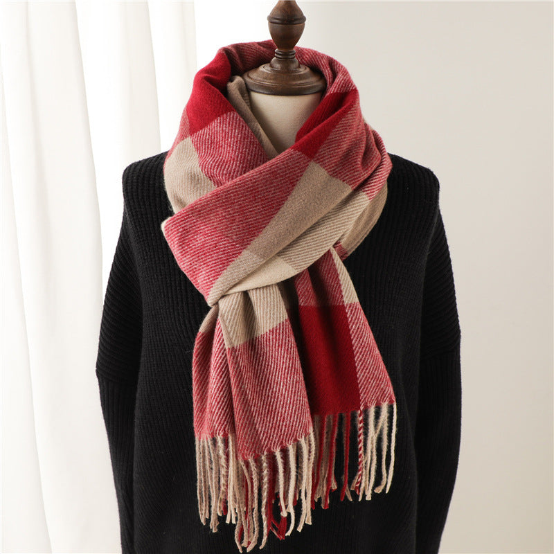 Women's Insulated Geometric Plaid Scarf