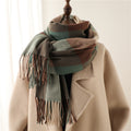 Women's Insulated Geometric Plaid Scarf