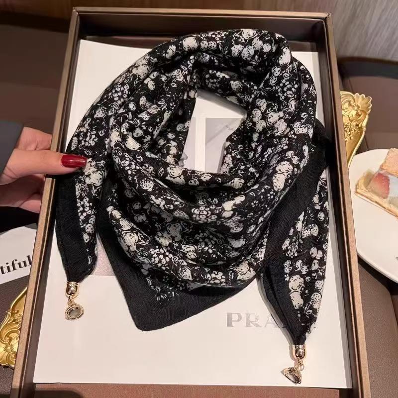 The Magnetic Clasp Square Scarf | Premium Fiber Blend