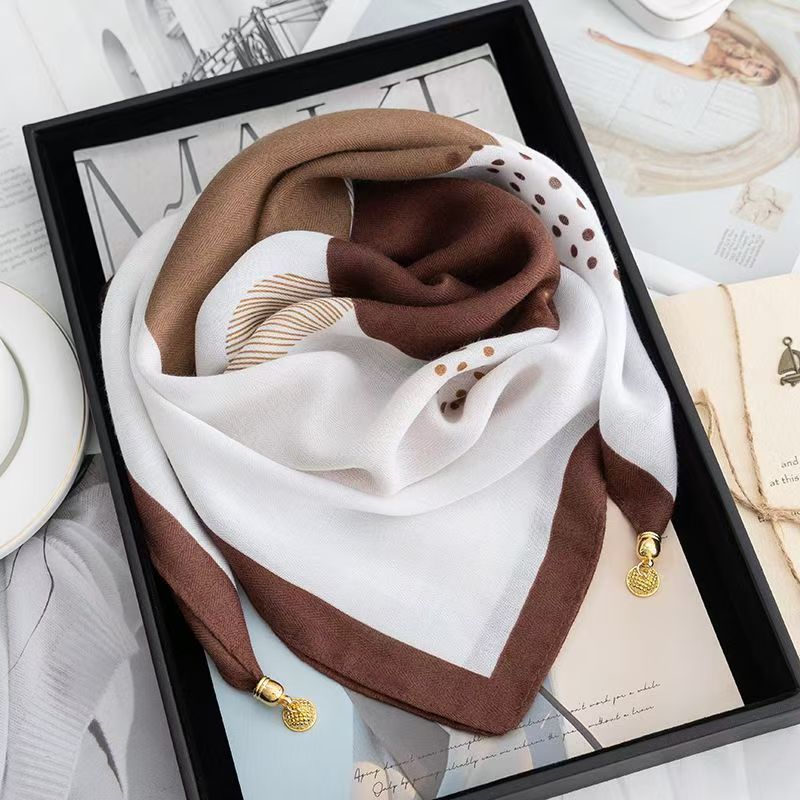 The Magnetic Clasp Square Scarf | Premium Fiber Blend