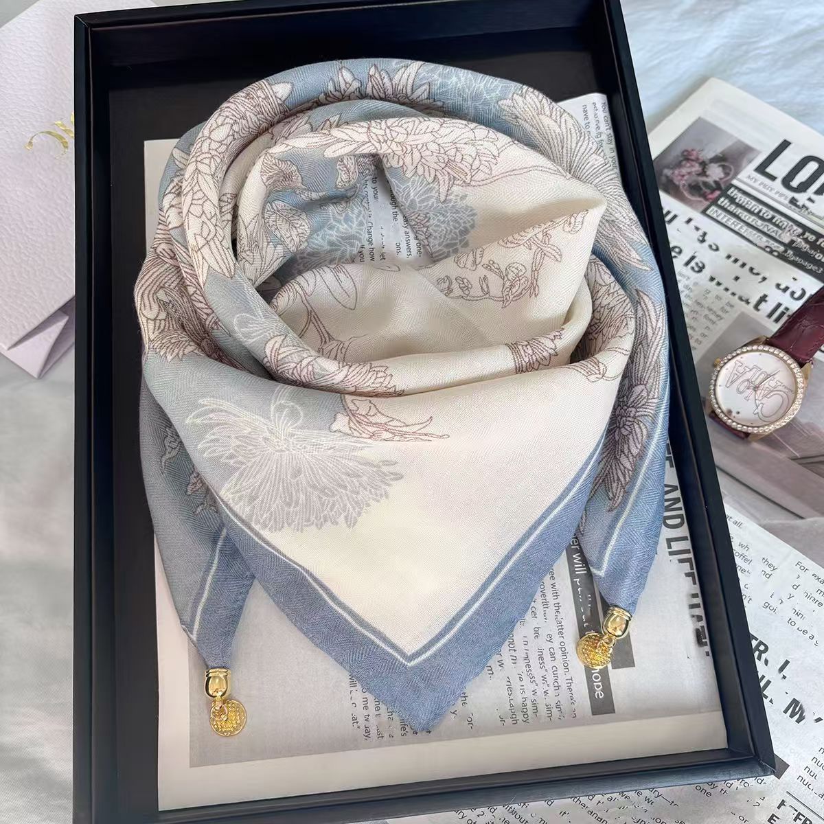 The Magnetic Clasp Square Scarf | Premium Fiber Blend